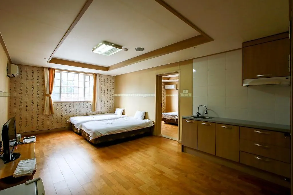 Arbon Youth Hostel & Resort Jeju