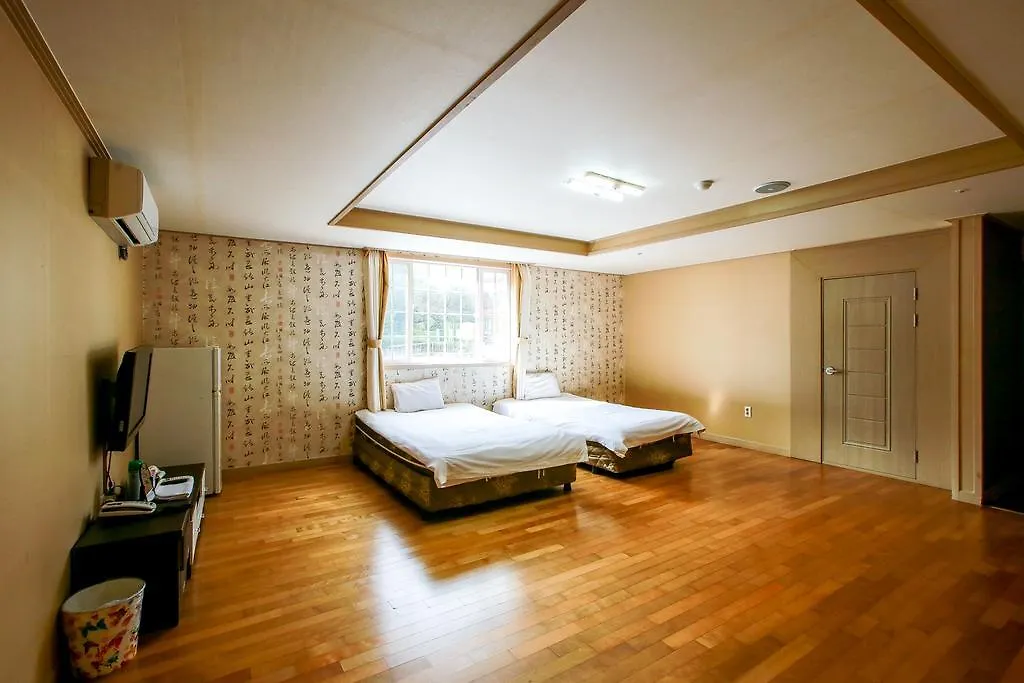 Arbon Youth Hostel & Resort Jeju